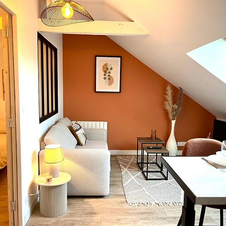 L'Ecluse - Appartement Tinteniac Екстер'єр фото