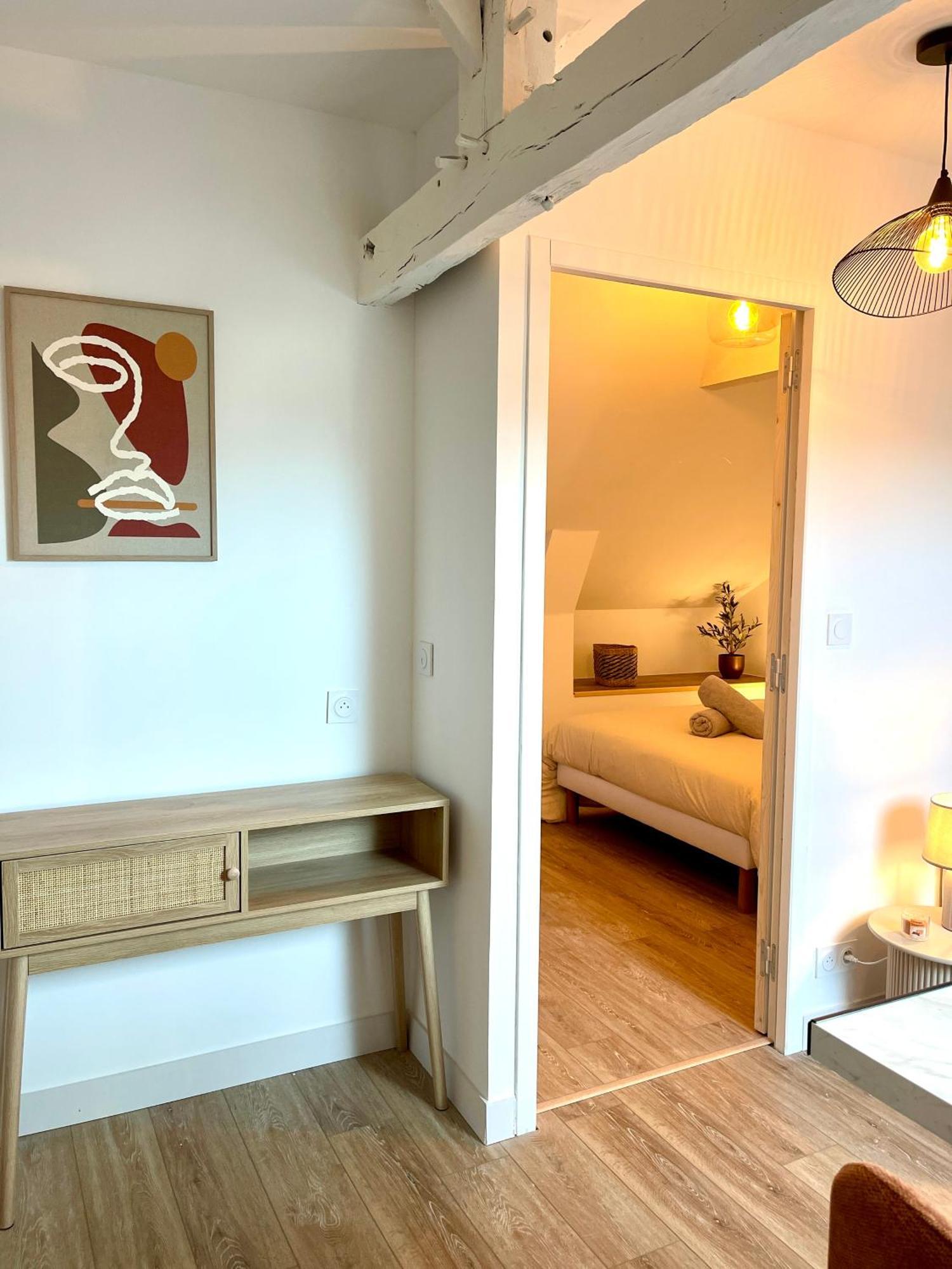 L'Ecluse - Appartement Tinteniac Екстер'єр фото